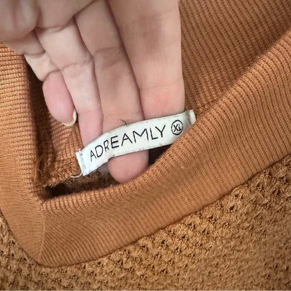 Adreamly Women’s Long Sleeve Deep V-Neck Waffle Knit Burnt Orange Top Sz XL GUC - Picture 3 of 8